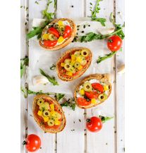 Bruschettas du Soleil aux Olives Vertes